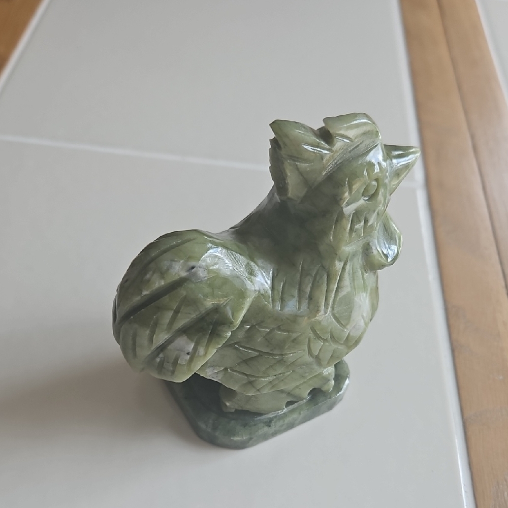 Green Stone Bird Figurine - Picture 4 of 4